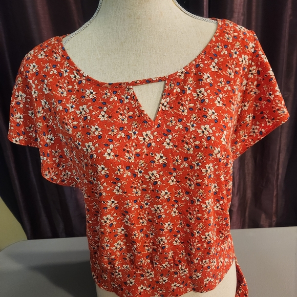 Iz Byer Tops - Chic Floral Cutout Red Blouse
